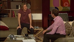 Daniel Robinson, Paul Robinson in Neighbours Episode 