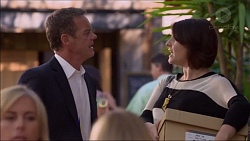 Paul Robinson, Naomi Canning in Neighbours Episode 