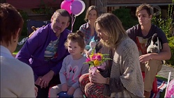 Susan Kennedy, Toadie Rebecchi, Nell Rebecchi, Amy Williams, Sonya Rebecchi, Kyle Canning in Neighbours Episode 7179