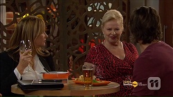 Terese Willis, Sheila Canning, Brad Willis in Neighbours Episode 