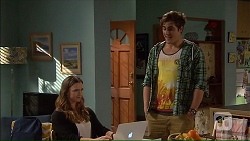 Sonya Rebecchi, Kyle Canning in Neighbours Episode 