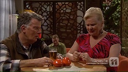 Russell Brennan, Sheila Canning in Neighbours Episode 