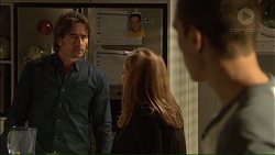 Brad Willis, Terese Willis, Josh Willis in Neighbours Episode 