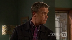 Paul Robinson in Neighbours Episode 