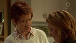 Susan Kennedy, Terese Willis in Neighbours Episode 