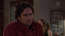 Brad Willis in Neighbours Episode 7195