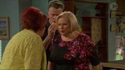 Angie Rebecchi, Russell Brennan, Sheila Canning in Neighbours Episode 