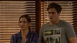 Amy Williams, Kyle Canning in Neighbours Episode 