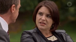 Paul Robinson, Naomi Canning in Neighbours Episode 