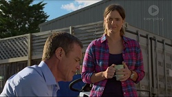 Paul Robinson, Amy Williams in Neighbours Episode 7199