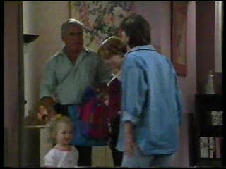 Lou Carpenter, Libby Kennedy, Darren Stark, Louise Carpenter (Lolly) in Neighbours Episode 3045