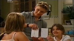 Steph Scully, Boyd Hoyland, Summer Hoyland in Neighbours Episode 4675