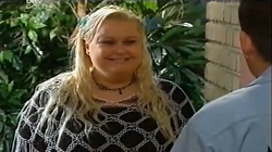 Genevieve "Eva" Doyle, Toadie Rebecchi in Neighbours Episode 