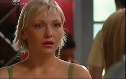 Sindi Watts in Neighbours Episode 