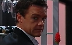 Paul Robinson in Neighbours Episode 