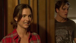 Amy Williams, Kyle Canning in Neighbours Episode 