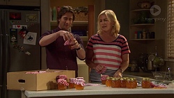 Brad Willis, Lauren Turner in Neighbours Episode 