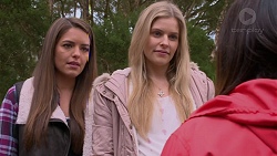 Paige Novak, Amber Turner in Neighbours Episode 