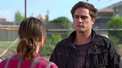 Amy Williams, Kyle Canning in Neighbours Episode 