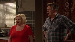 Sheila Canning, Russell Brennan in Neighbours Episode 7204
