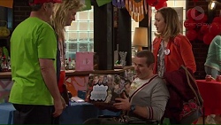 Karl Kennedy, Daniel Robinson, Toadie Rebecchi, Sonya Rebecchi in Neighbours Episode 7209