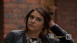 Naomi Canning in Neighbours Episode 