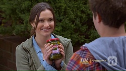 Amy Williams, Kyle Canning in Neighbours Episode 