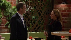 Paul Robinson, Terese Willis in Neighbours Episode 