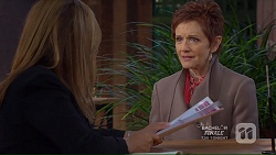 Terese Willis, Susan Kennedy in Neighbours Episode 7214