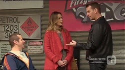 Toadie Rebecchi, Sonya Rebecchi, Lucas Fitzgerald in Neighbours Episode 7217