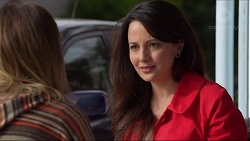 Sonya Rebecchi, Vanessa Villante in Neighbours Episode 7218