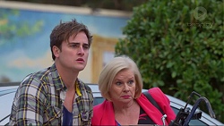 Kyle Canning, Sheila Canning in Neighbours Episode 