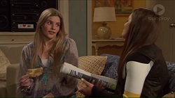 Amber Turner, Paige Smith in Neighbours Episode 7228