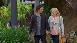 Brad Willis, Lauren Turner in Neighbours Episode 7229