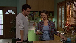 Liam Barnett, Amy Williams in Neighbours Episode 