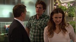 Paul Robinson, Kyle Canning, Amy Williams in Neighbours Episode 