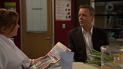 Terese Willis, Paul Robinson in Neighbours Episode 7242