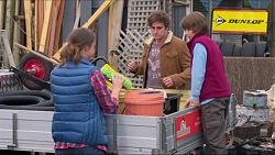 Amy Williams, Kyle Canning, Jimmy Williams in Neighbours Episode 