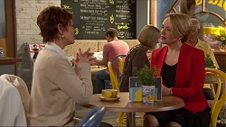 Susan Kennedy, Sue Parker in Neighbours Episode 7244