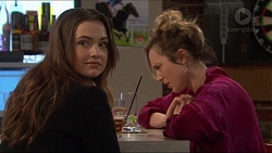 Amy Williams, Sonya Rebecchi in Neighbours Episode 