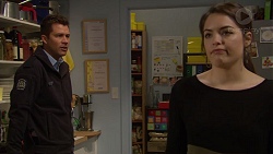 Mark Brennan, Paige Novak in Neighbours Episode 