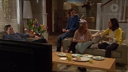 Josh Willis, Brad Willis, Terese Willis, Imogen Willis in Neighbours Episode 