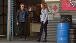 Steph Scully, Belinda Bell in Neighbours Episode 7248