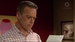 Paul Robinson in Neighbours Episode 