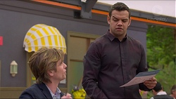 Daniel Robinson, Nate Kinski in Neighbours Episode 