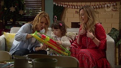 Steph Scully, Nell Rebecchi, Sonya Rebecchi in Neighbours Episode 7269