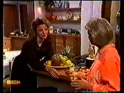 Gail Robinson, Helen Daniels in Neighbours Episode 