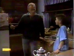 Jim Robinson, Todd Landers in Neighbours Episode 