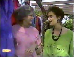 Madge Bishop, Gail Robinson in Neighbours Episode 0870