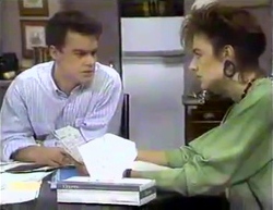 Paul Robinson, Gail Robinson in Neighbours Episode 0871